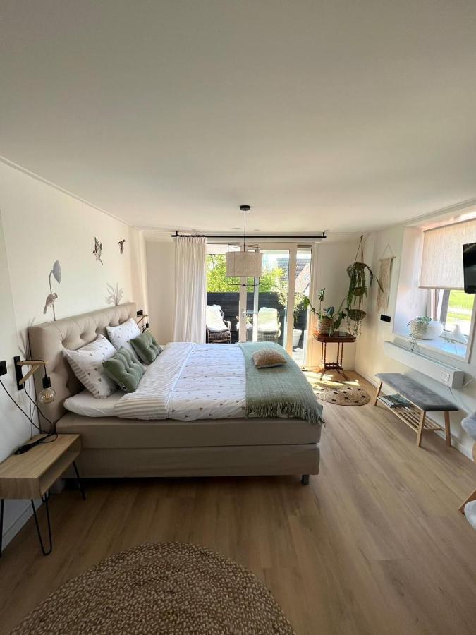 Bed and Breakfast By Mosk Engelum Экстерьер фото
